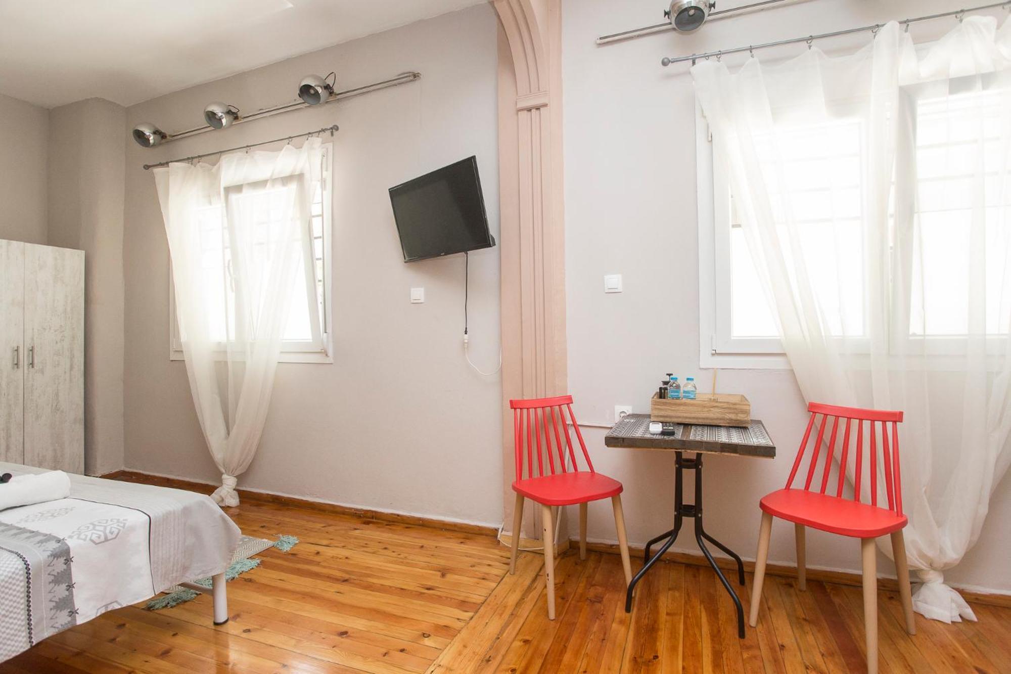 Closer "Central Studio And Apartment" Thessaloniki Exterior photo